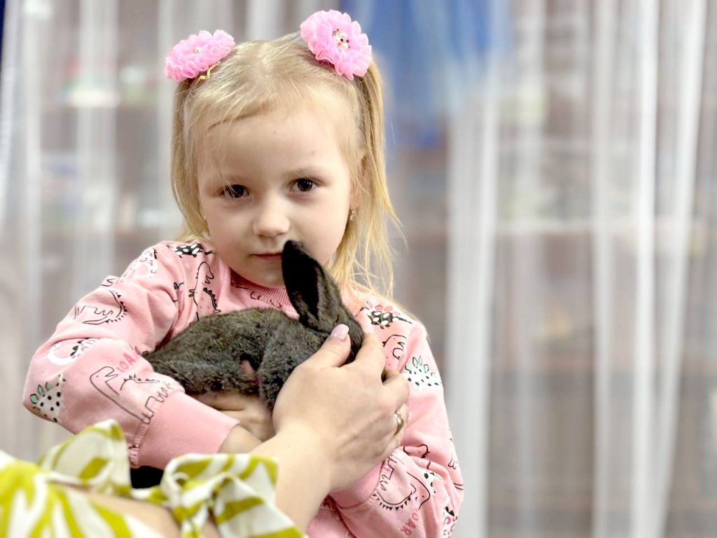 Фронтовой хлеб, патриотические песни и мастер-классы: главные моменты «Библионочи» в Климовичах