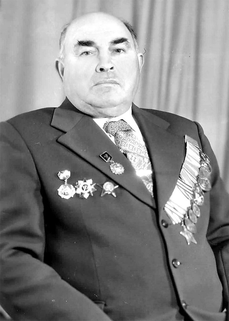 "Жизнь спасла полевая сумка". Из воспоминаний фронтового связиста