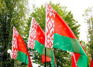 Виктор Пугач и Василий Захаренко поздравили земляков с главным государственным праздником