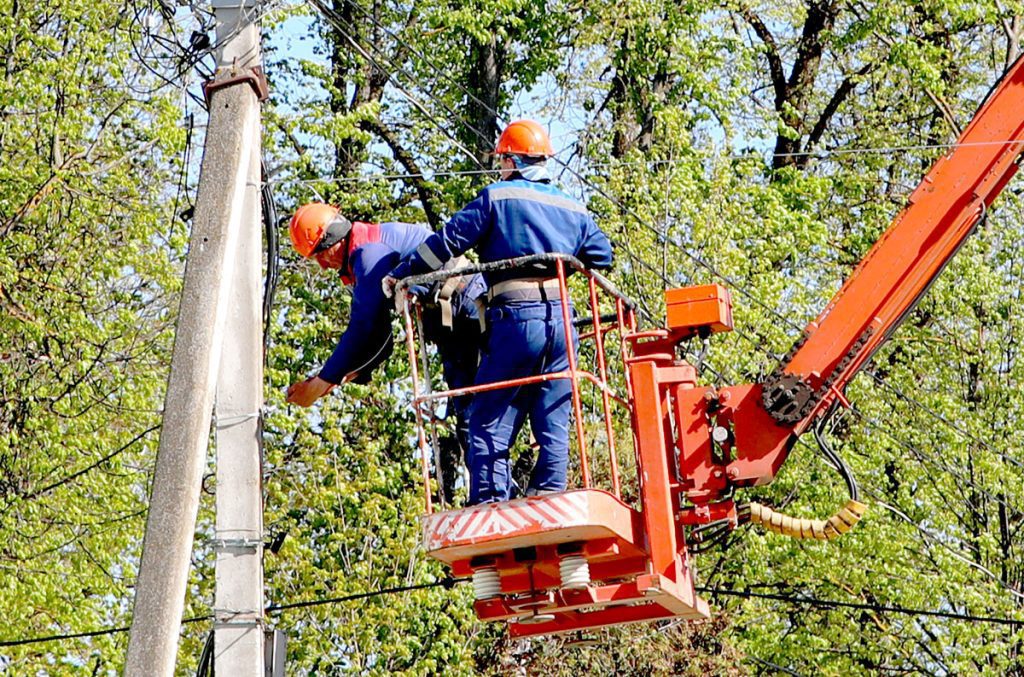 Чистота, порядок, уважение к истории: итоги субботника на Климовщине