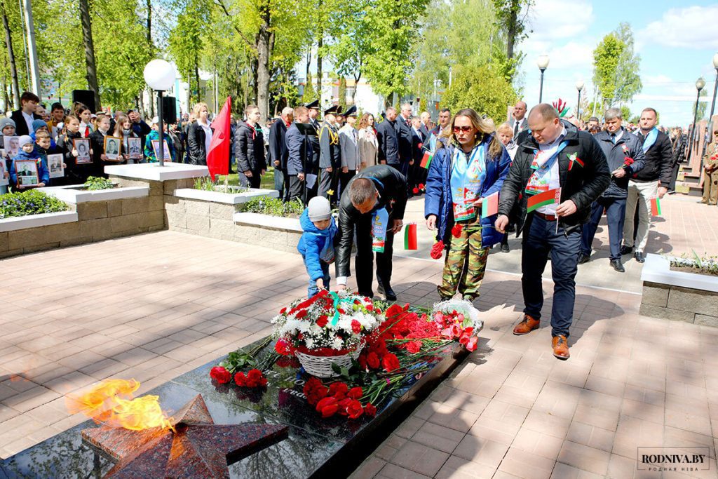 Пугач: мы преклоняем головы перед подвигом миллионов солдат, павших на полях великих сражений