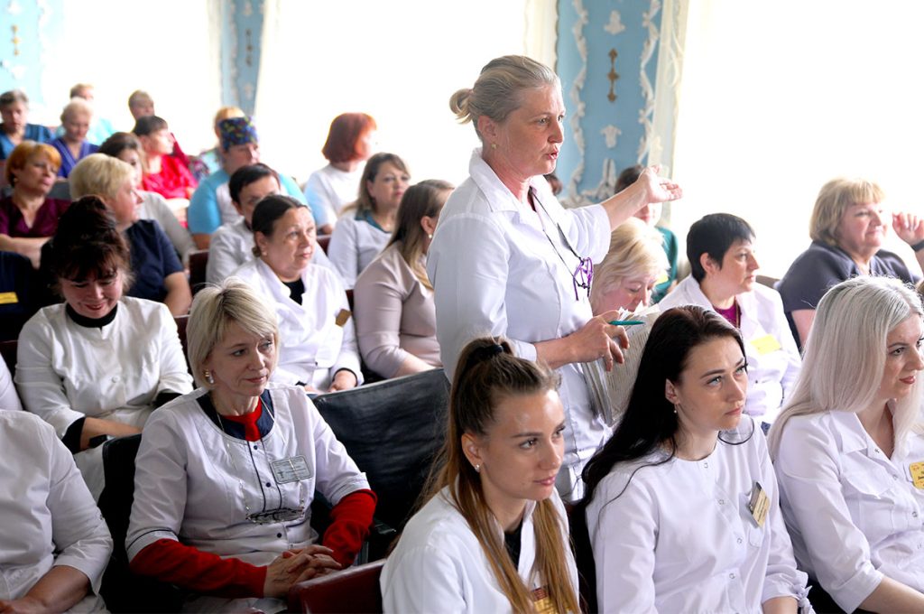 Развитие медицины и социальной политики: что обсуждали на встрече с главой района?