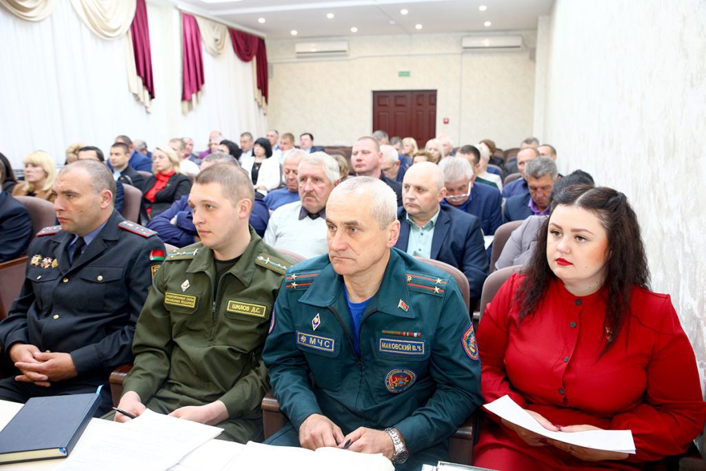 Как будет организована уборка зерновых и зернобобовых на Климовщине