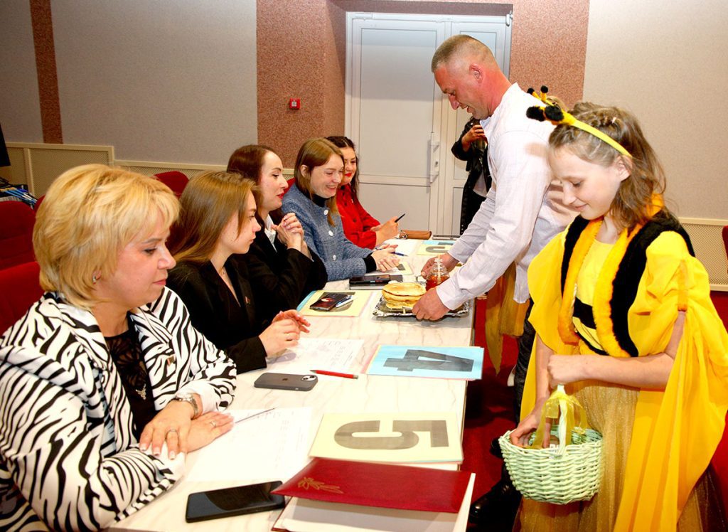 Стало известно, кто победил в районном конкурсе «Не нужен и клад, когда в семье лад»