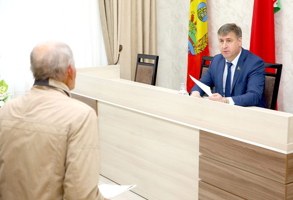 Депутат Сергей Давыдов посетил Климовщину: рабочая поездка и важные вопросы