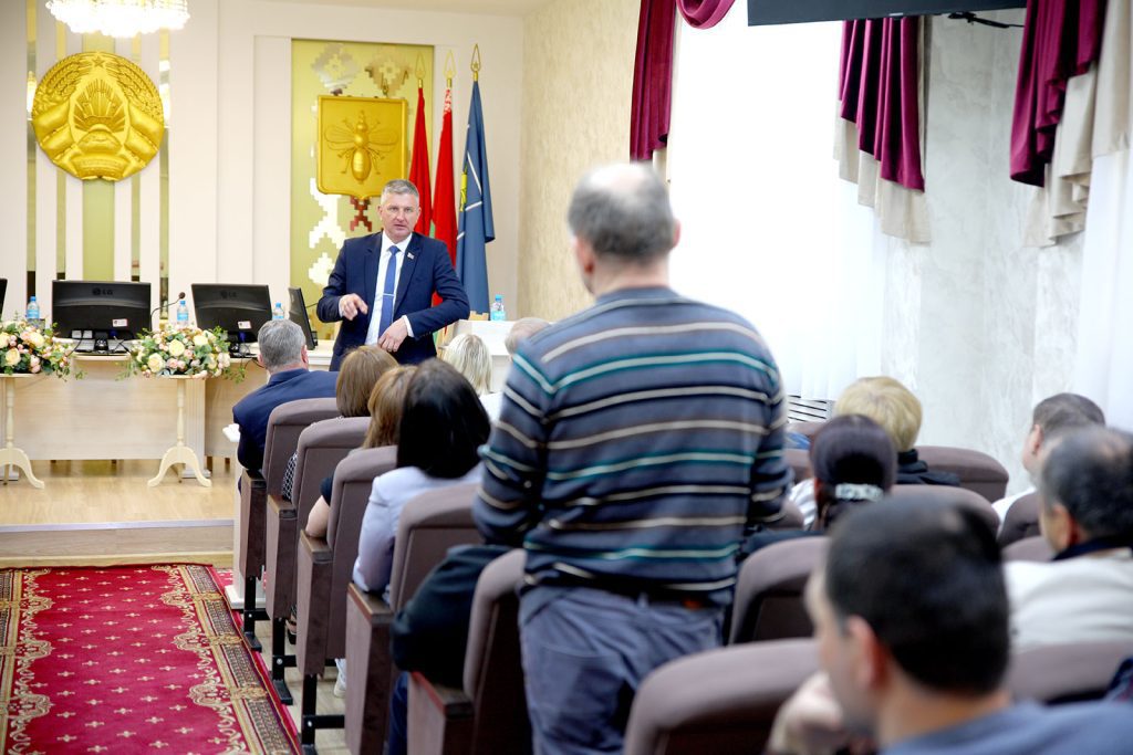 О чем говорили на встрече главы Климовичского района с представителями бизнеса