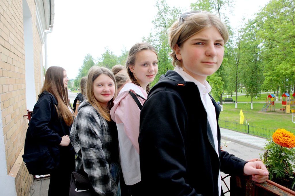 Учащиеся Тимоновской школы познакомились с историей газеты «Родная ніва»