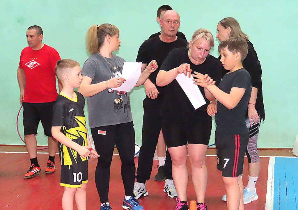 Как в Климовичах прошел праздник «Папа, мама, я — спортивная семья»