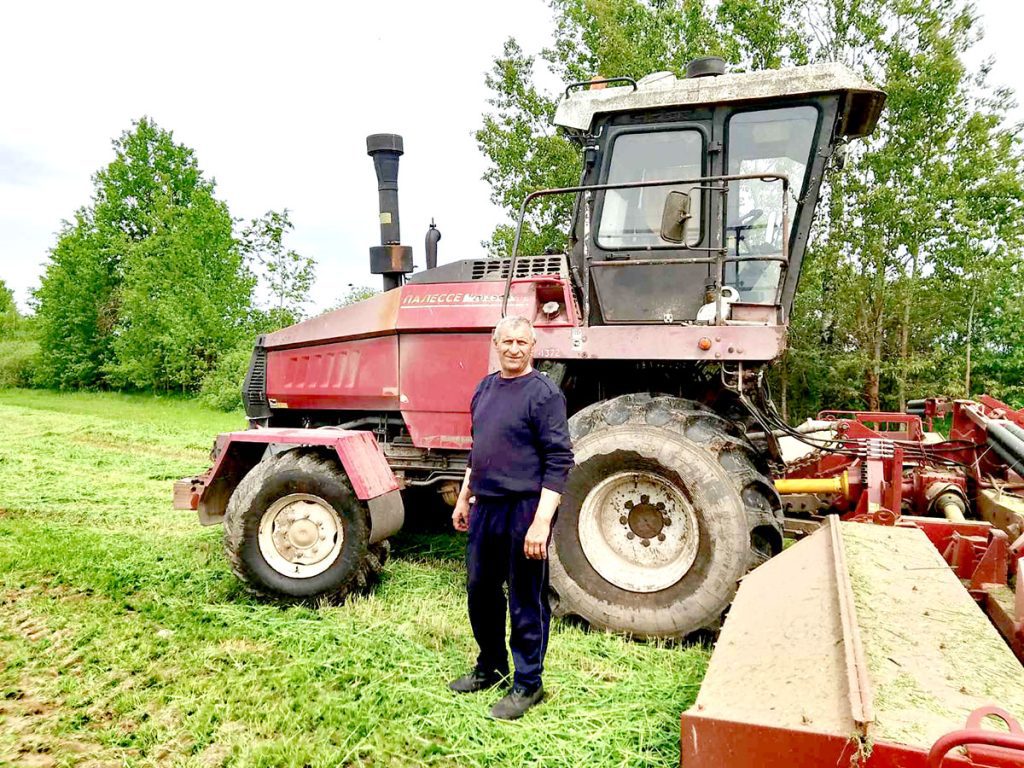 В ОАО «Роднянский» приступили к заготовке травяных кормов