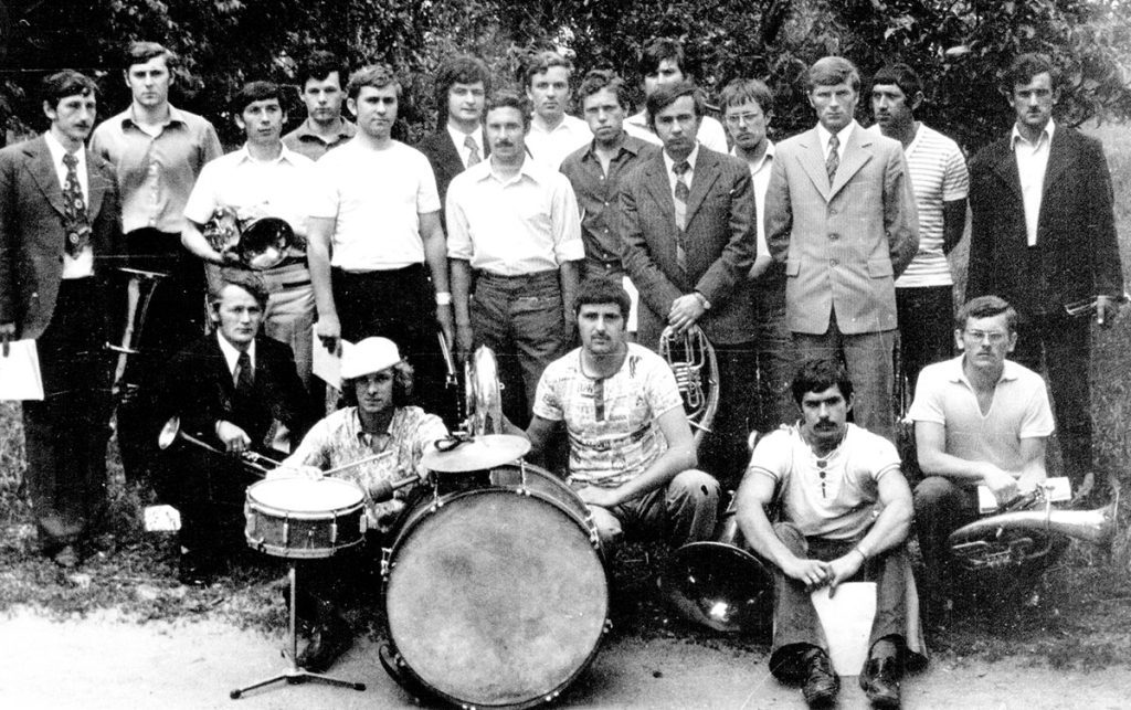 Как любовь к музыке стала делом жизни климовчанина