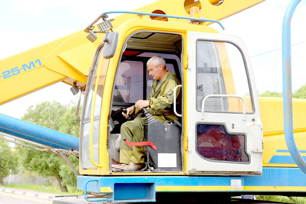 В Климовичах подняли уровень воды в озере. Рассказываем, где...