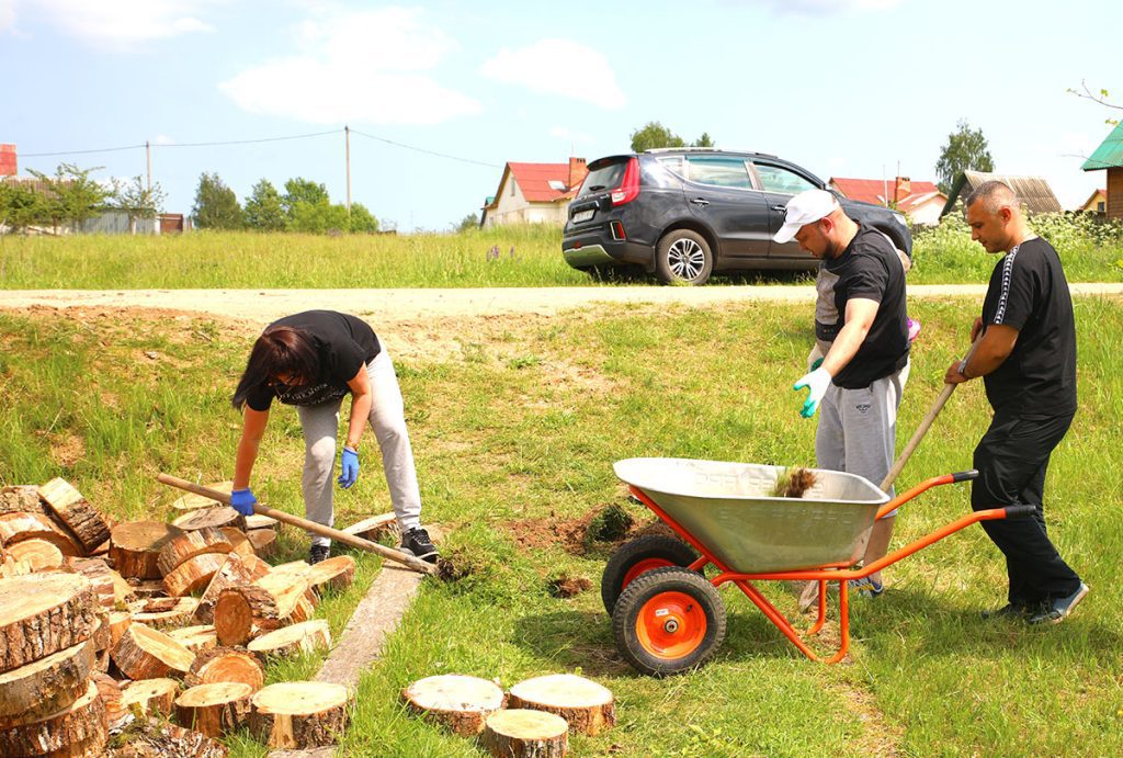 Зона отдыха у водоема на ул. Павловской в Климовичах преобразится