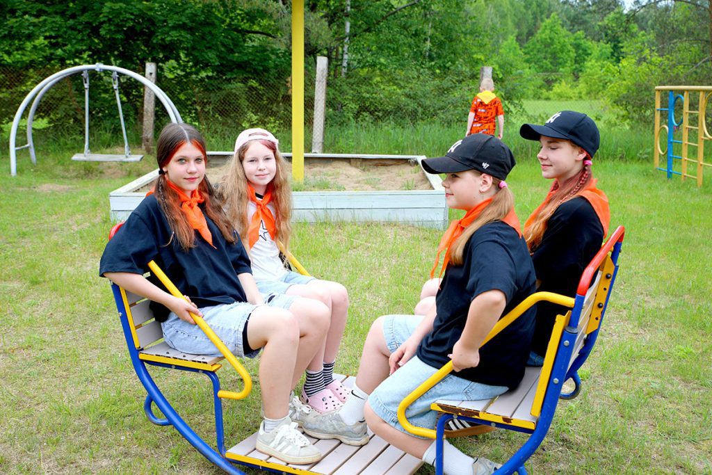 Торжественное открытие первой смены лагеря "Орленок" состоялось в Климовичском районе