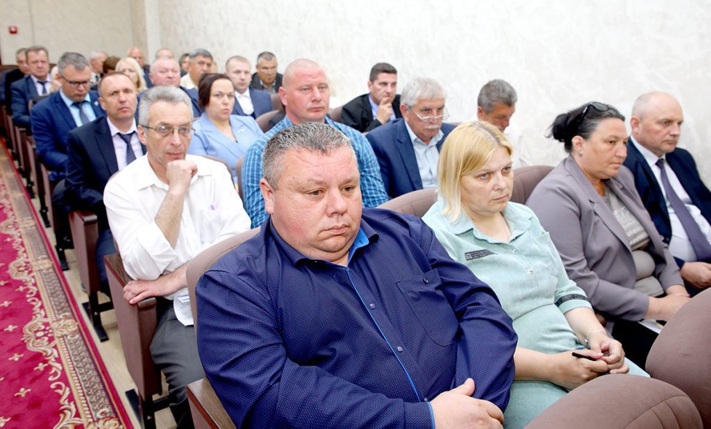 Председатель Климовичского райисполкома провел аппаратное совещание с активом района