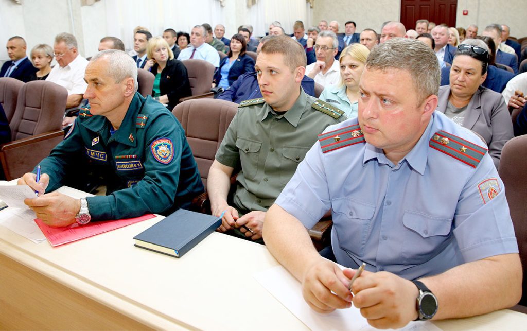Председатель Климовичского райисполкома провел аппаратное совещание с активом района