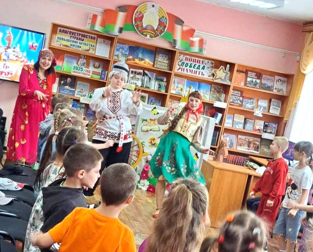 Как в климовичской библиотеке организовывают летний досуг детей