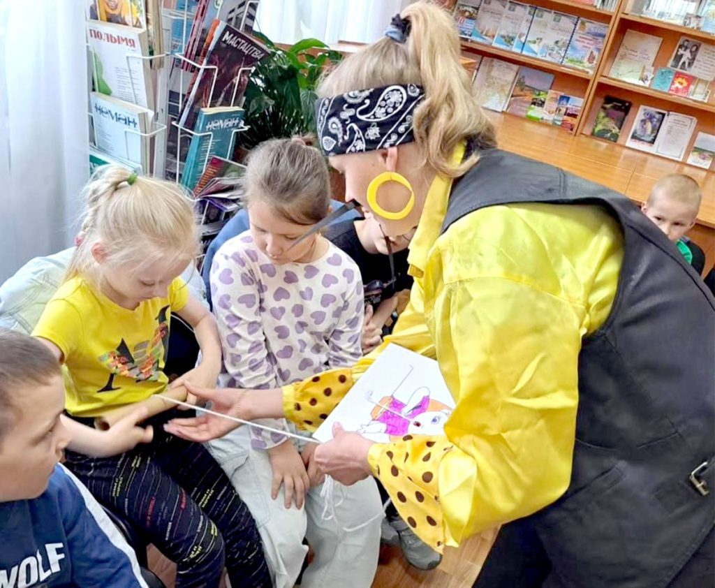 Как в климовичской библиотеке организовывают летний досуг детей