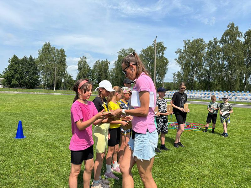 Спортландия «Все на старт!» прошла на городском стадионе в Климовичах