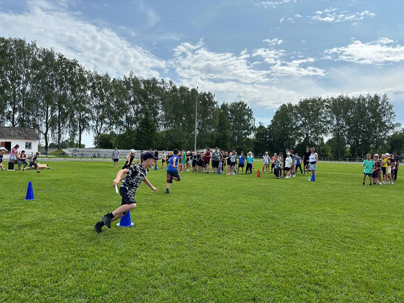Спортландия «Все на старт!» прошла на городском стадионе в Климовичах