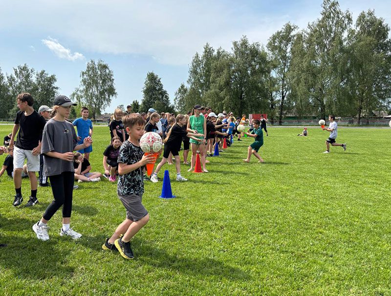 Спортландия «Все на старт!» прошла на городском стадионе в Климовичах