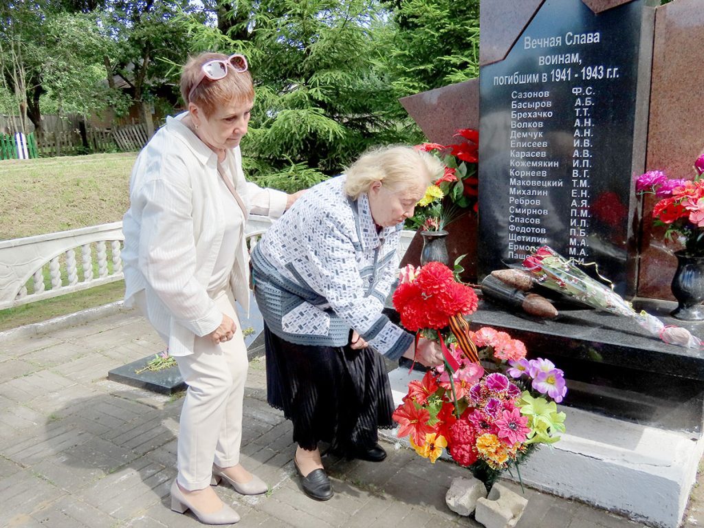 50 лет спустя: великомохские выпускники вспомнили школу, учителей и юность