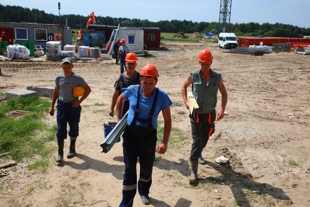 ФОТОФАКТ: На Климовщине возводится комплекс по производству свиней