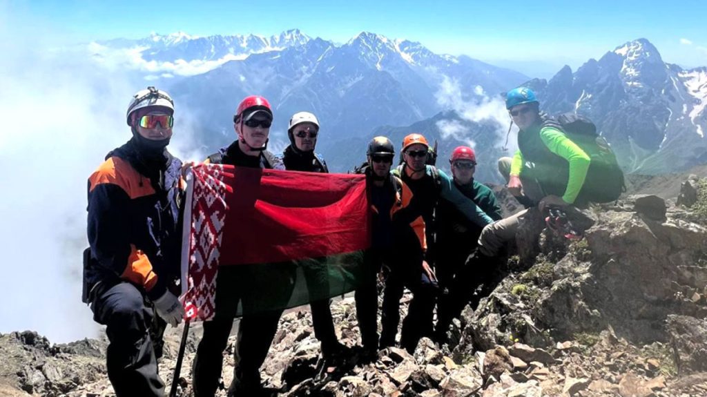 Климовчане принимают участие в международных сборах спасателей