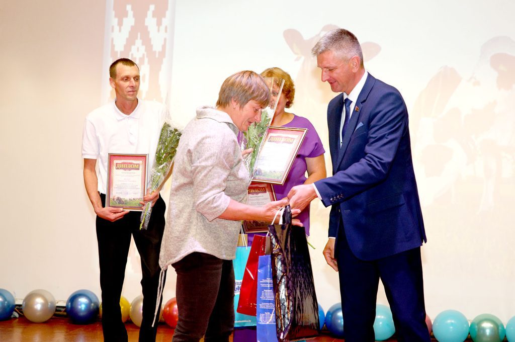 На Климовщине провели конкурс среди операторов по искусственному осеменению животных