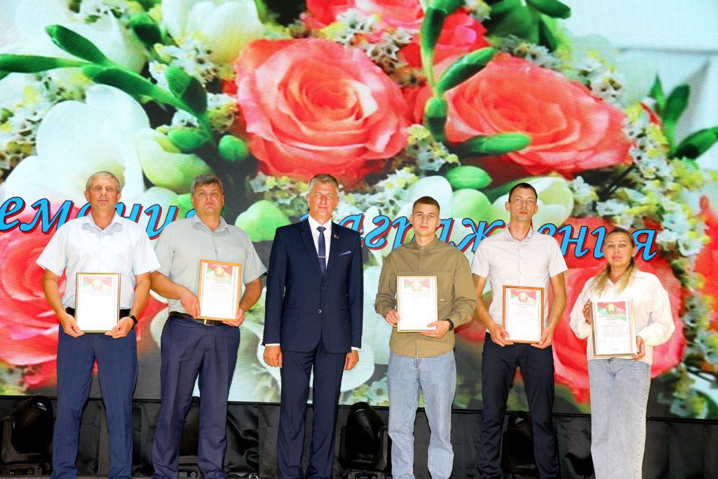 Климовщина чествует учителей: итоги августовской конференции 2025