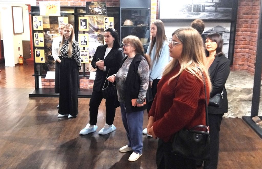 Диалоговая площадка в Климовичах: откровенный разговор с молодыми специалистами