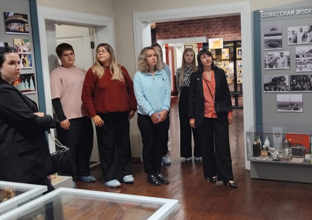 Диалоговая площадка в Климовичах: откровенный разговор с молодыми специалистами