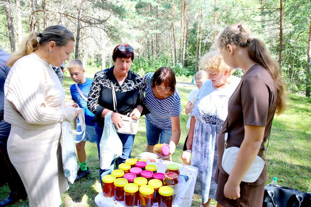 Климовчане празднуют Медовый Спас
