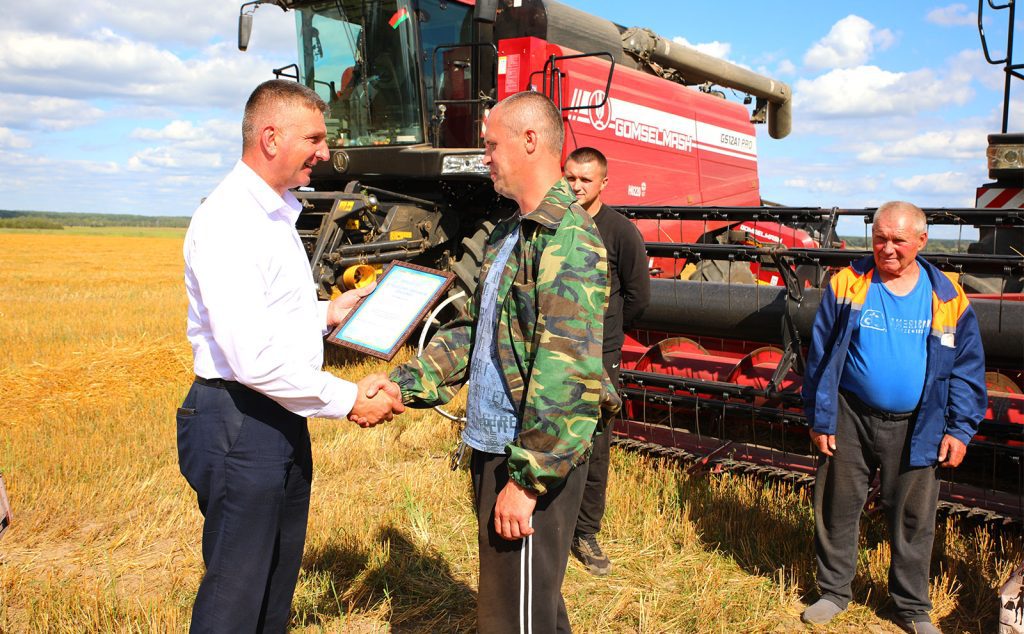 В КСУП «Михалинский» Климовичского района завершили уборку зерновых