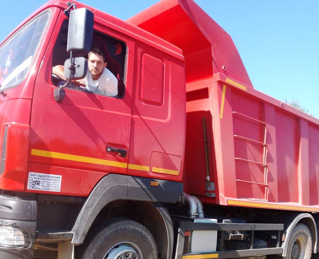 Механизированный отряд № 2 помогает климовчанам заготавливать корма