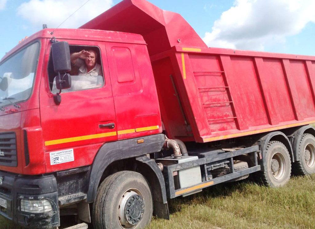 Механизированный отряд № 2 помогает климовчанам заготавливать корма