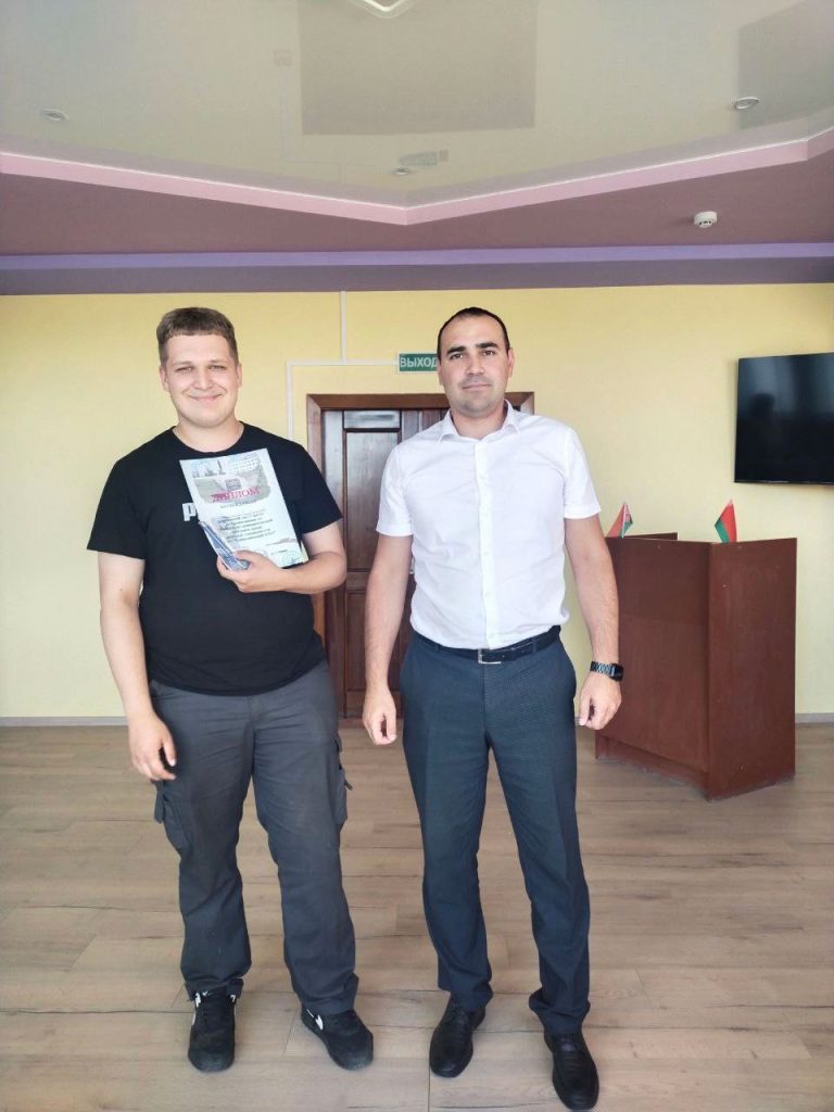 Директор ОАО «Климовичский КХП» Александр Руденя встретился с молодыми специалистами