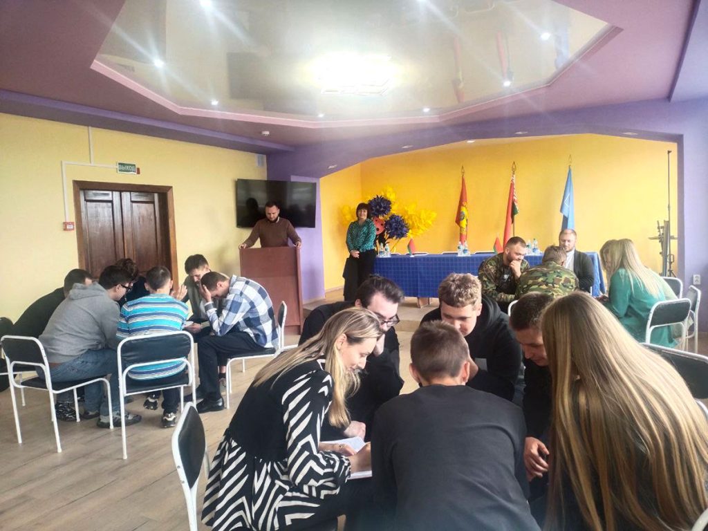 На Климовичском КХП провели турнир «Что? Где? Когда?»: называем победителей