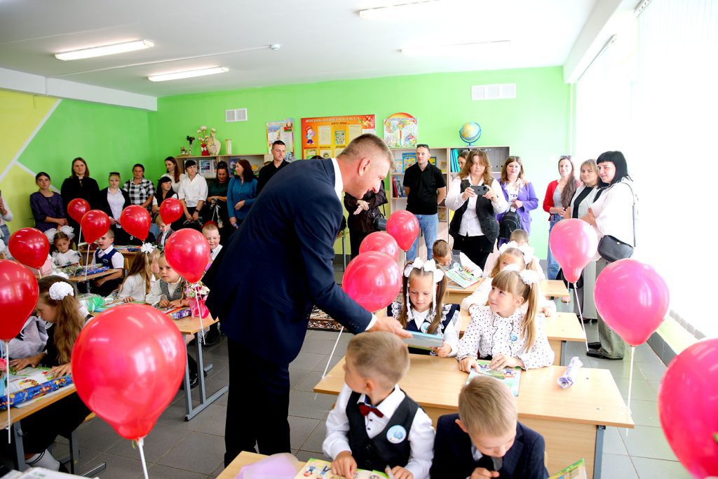 День знаний в Климовичах: как стартовал учебный год в средней школе № 3