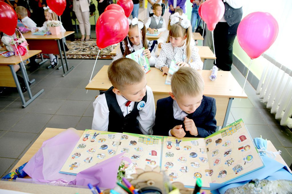День знаний в Климовичах: как стартовал учебный год в средней школе № 3