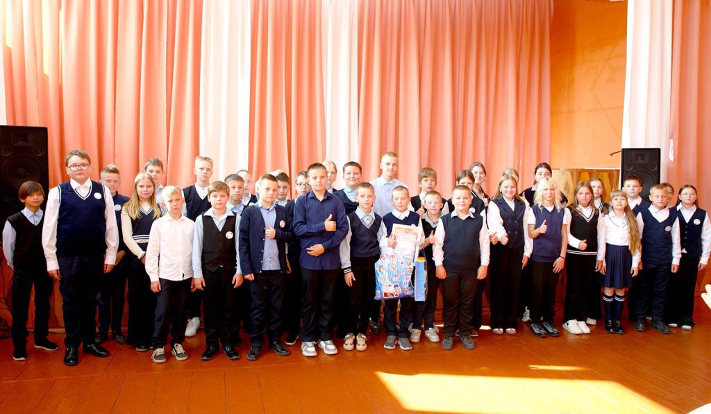 Юный климовчанин получил награду от спасателей за героизм во время пожара