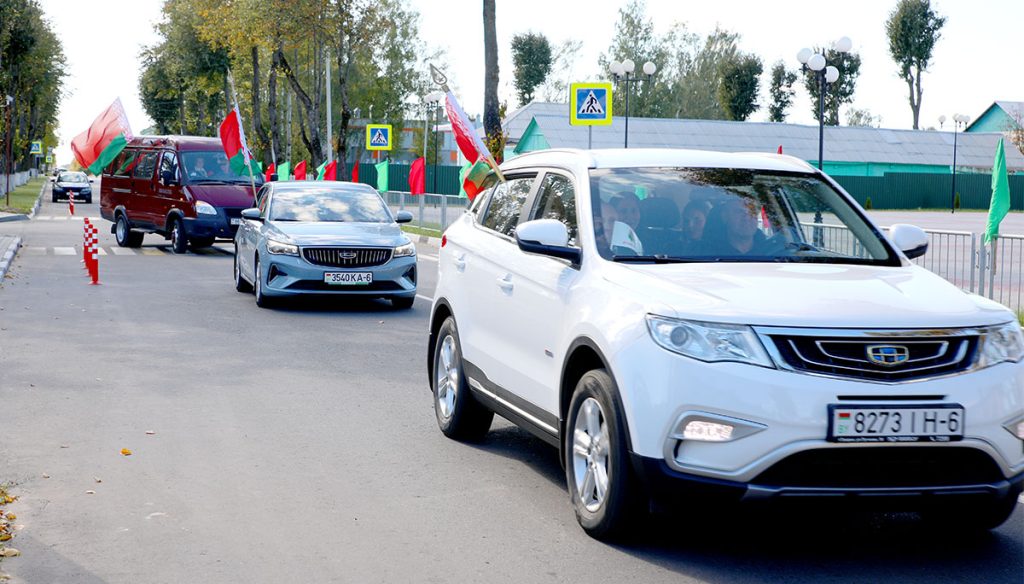В Климовичах провели автопробег, посвященный Дню города