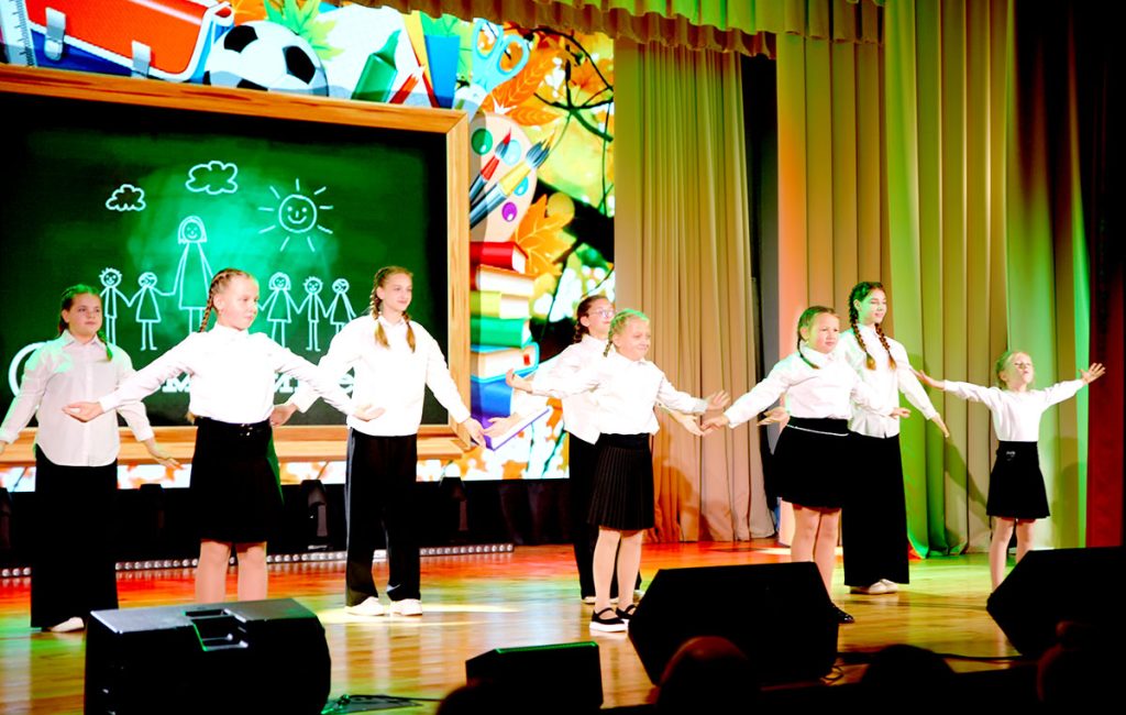 На Климовщине чествовали педагогических работников