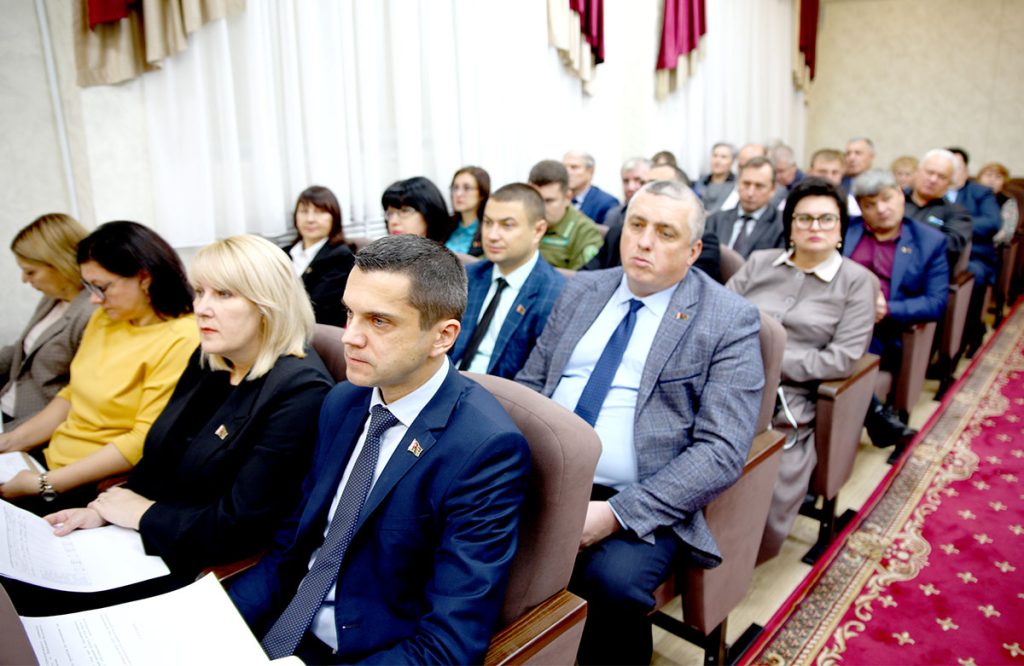 Виктор Пугач встретился с активом Климовичского района