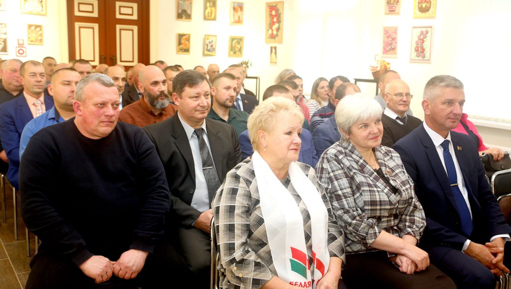 День отца празднуют на Климовщине