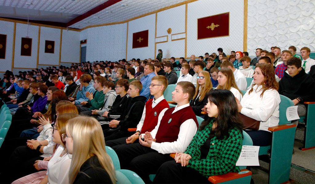 На Климовщине подвели итоги «Трудового семестра-2025»