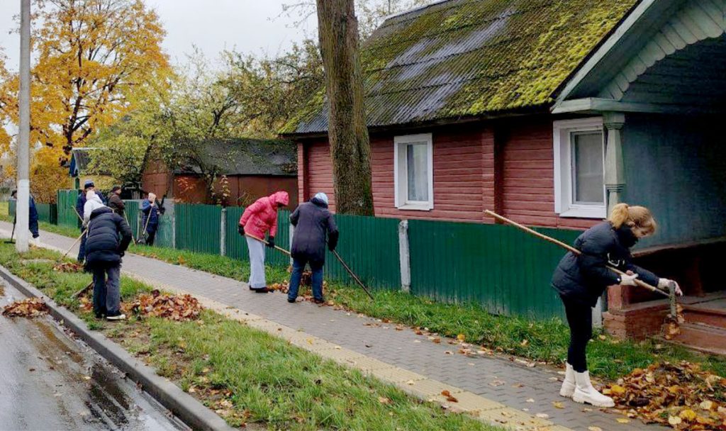 Какие работы выполняли климовчане на улицах райцентра