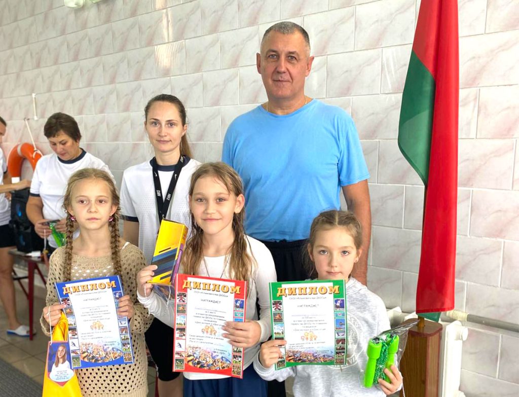 Стали известны победители открытого первенства ДЮСШ Климовичей по плаванию