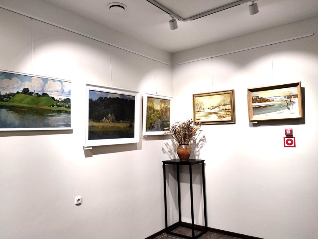 В Климовичском музее  выставлены работы белорусских художников