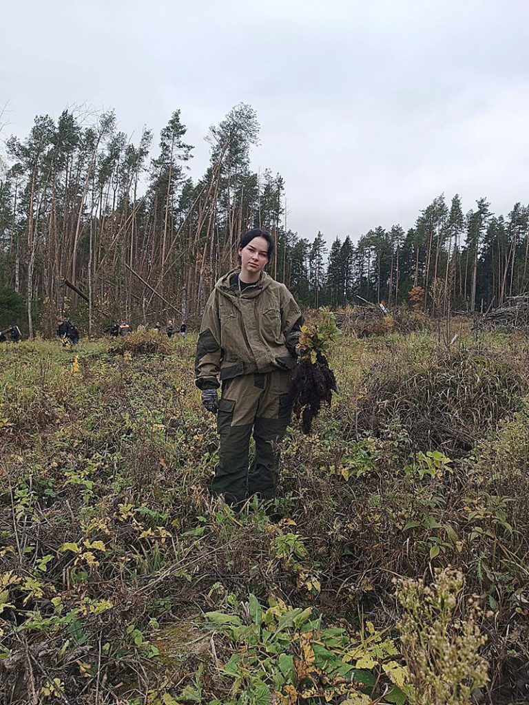 Климовчане активно участвуют в акции «Дай лесу новае жыццё!»