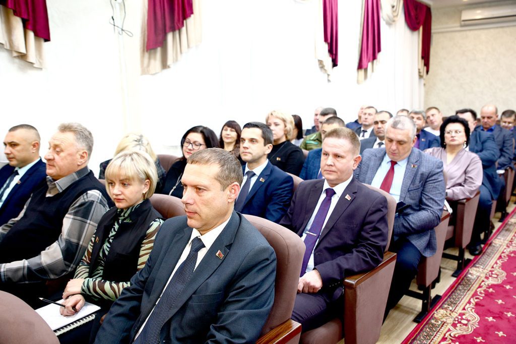 Какие задачи глава Климовичского района Виктор Пугач поставил перед руководителями предприятий и организаций